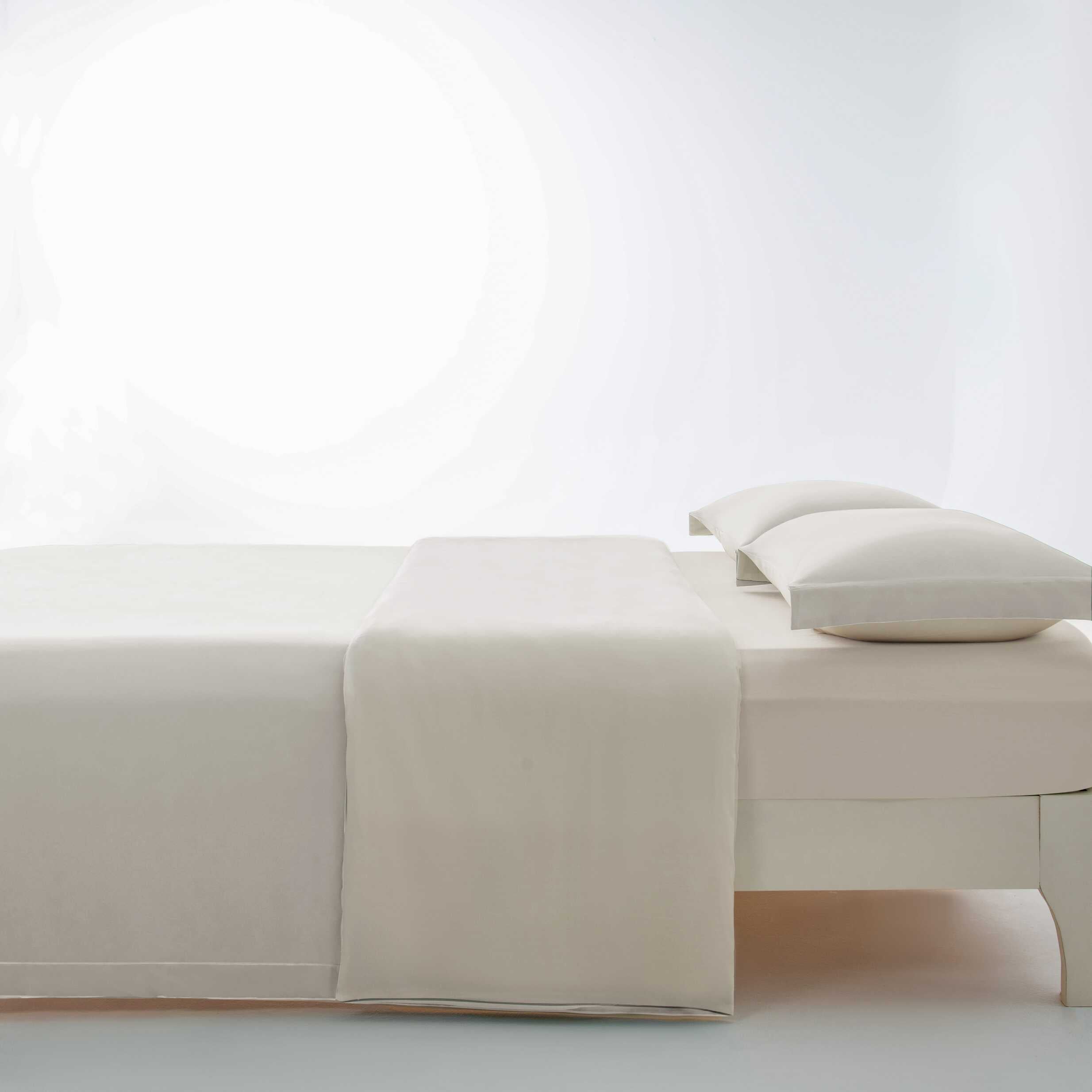Zip Around Duvet Cover Set · Cloud White